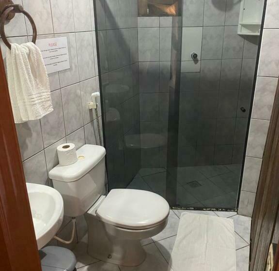 带阳台的三人标准间, Pousada Hanalei