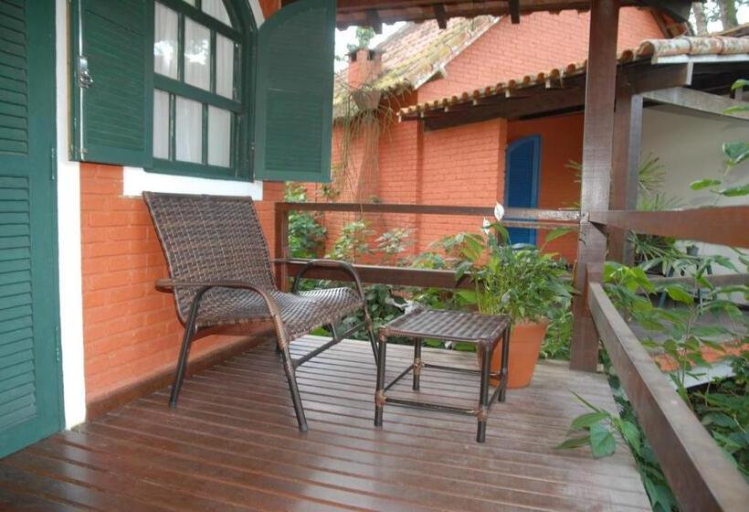 샬레, Pousada Mirante Do Penedo