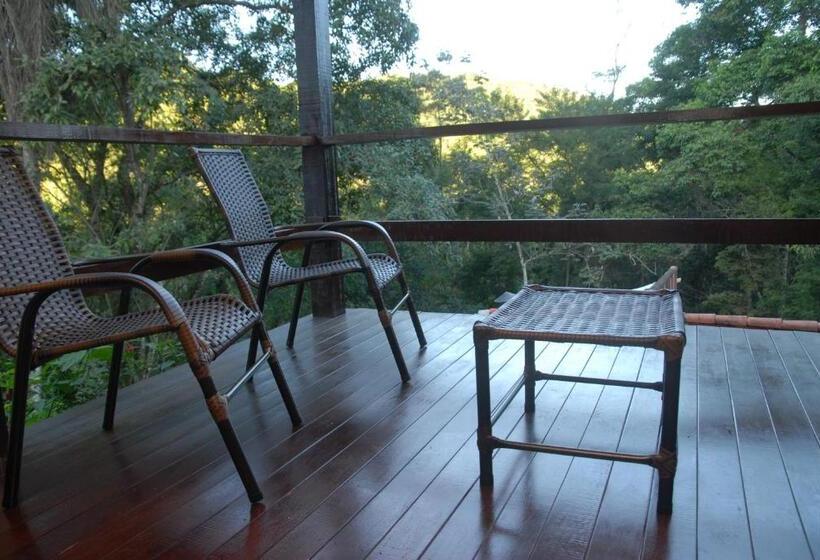 샬레, Pousada Mirante Do Penedo