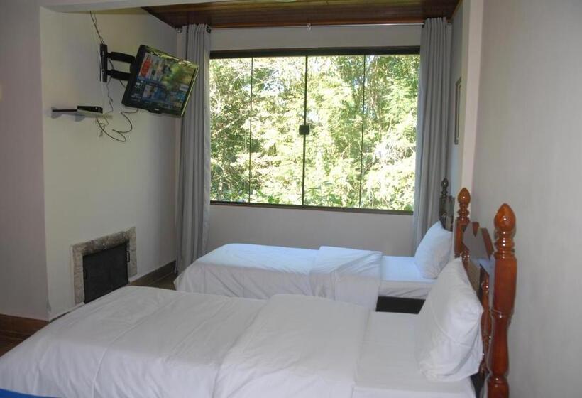 패밀리 스위트, Pousada Mirante Do Penedo