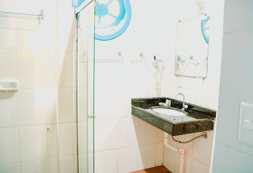 샬레, Pousada Mirante Do Penedo