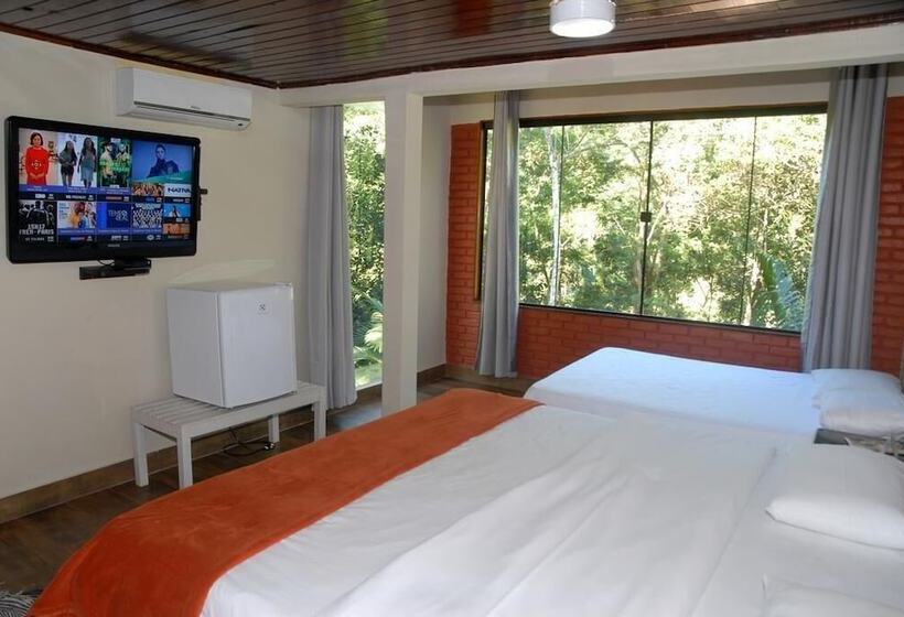 패밀리 스위트, Pousada Mirante Do Penedo