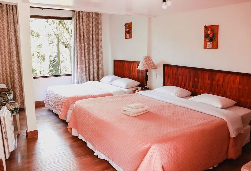 패밀리 스위트, Pousada Mirante Do Penedo