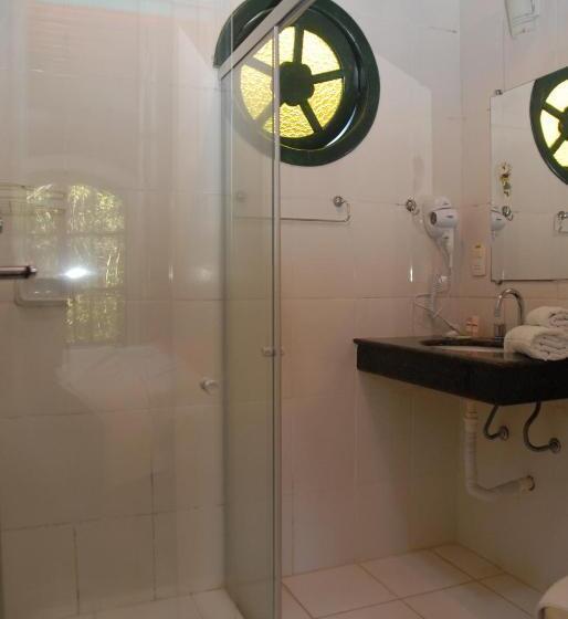 샬레, Pousada Mirante Do Penedo