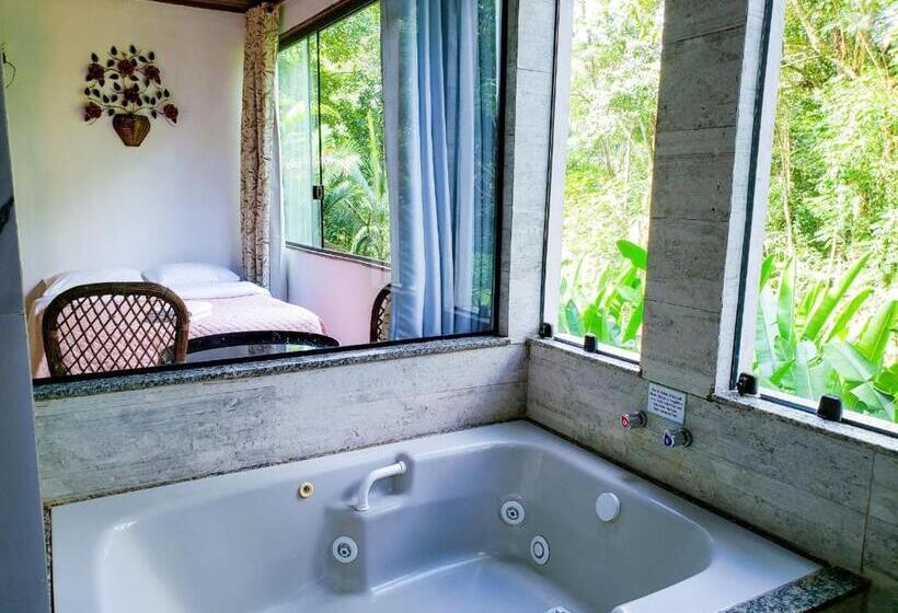 패밀리 스위트, Pousada Mirante Do Penedo