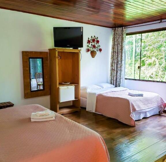 패밀리 스위트, Pousada Mirante Do Penedo