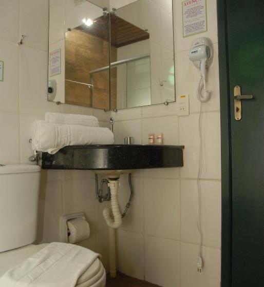 샬레, Pousada Mirante Do Penedo