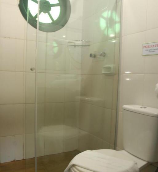 샬레, Pousada Mirante Do Penedo