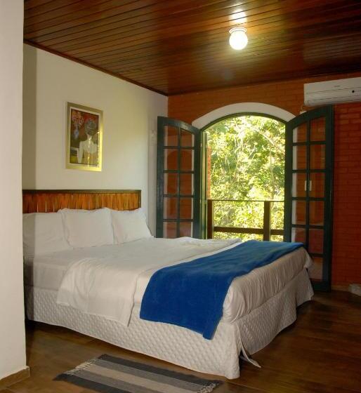 샬레, Pousada Mirante Do Penedo