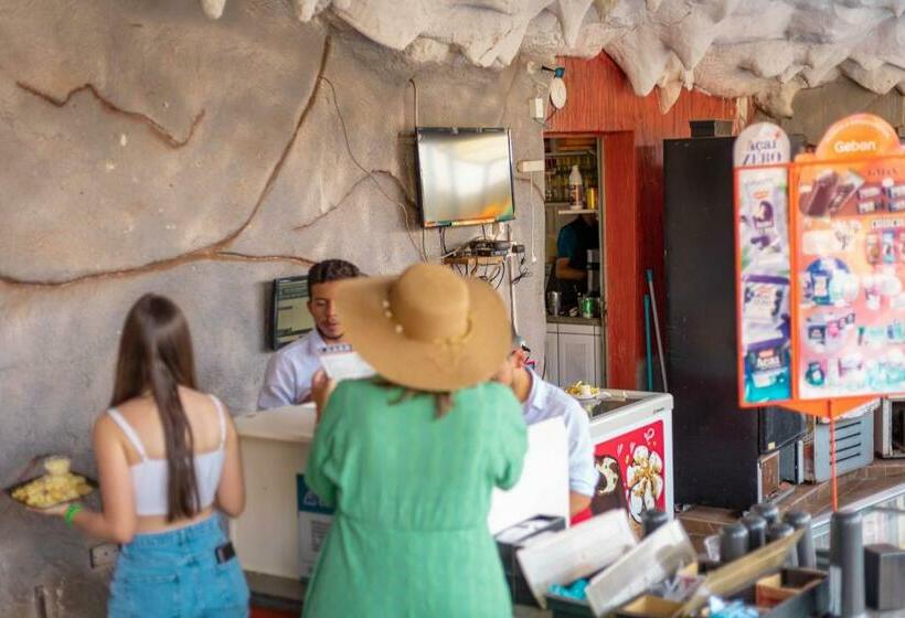 豪华三人间, Thermas Bonsucesso