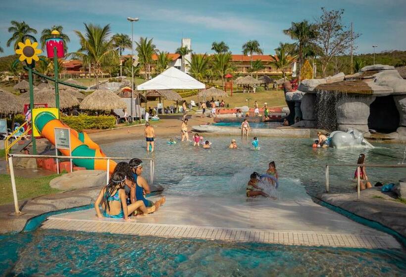 豪华三人间, Thermas Bonsucesso