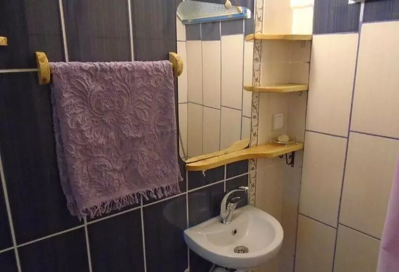 اتاق لوکس, Lotus Garden Hostel Izmir