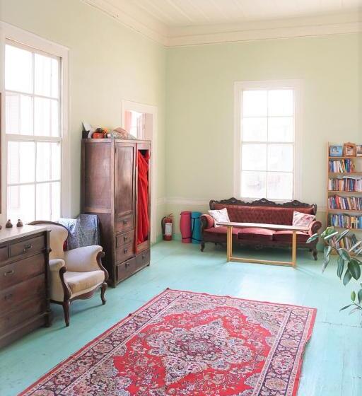 اتاق استاندارد با چشم‌انداز باغ, Lotus Garden Hostel Izmir