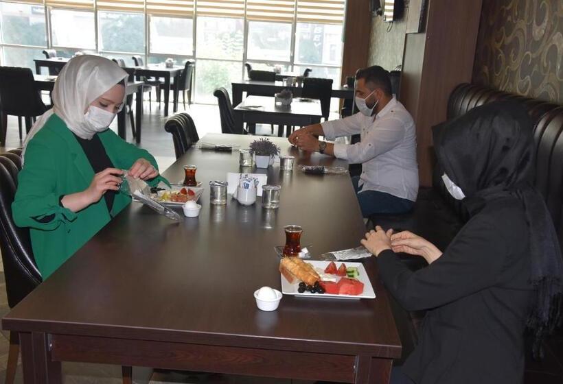 غرفة قياسية فردية, Royal Hotel Inegol