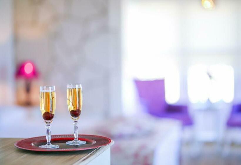 جناح, Alacati Balbadem