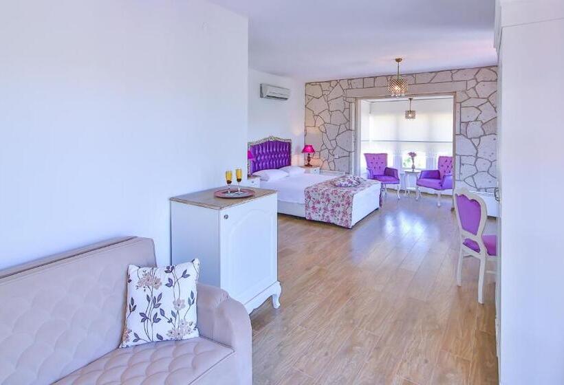 جناح, Alacati Balbadem