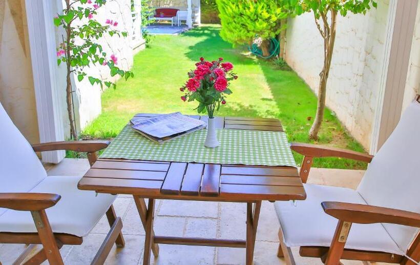 غرفة قياسية, Alacati Balbadem