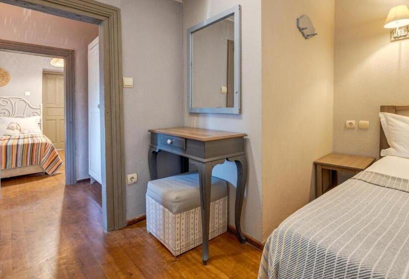 اتاق خانوادگی, Aral Tatil Ciftligi