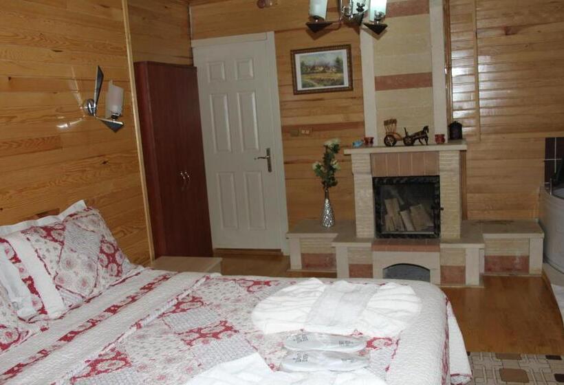 豪华房间带漩涡浴缸, Assortie La Villa