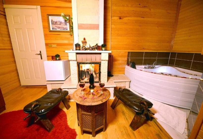 豪华房间带漩涡浴缸, Assortie La Villa