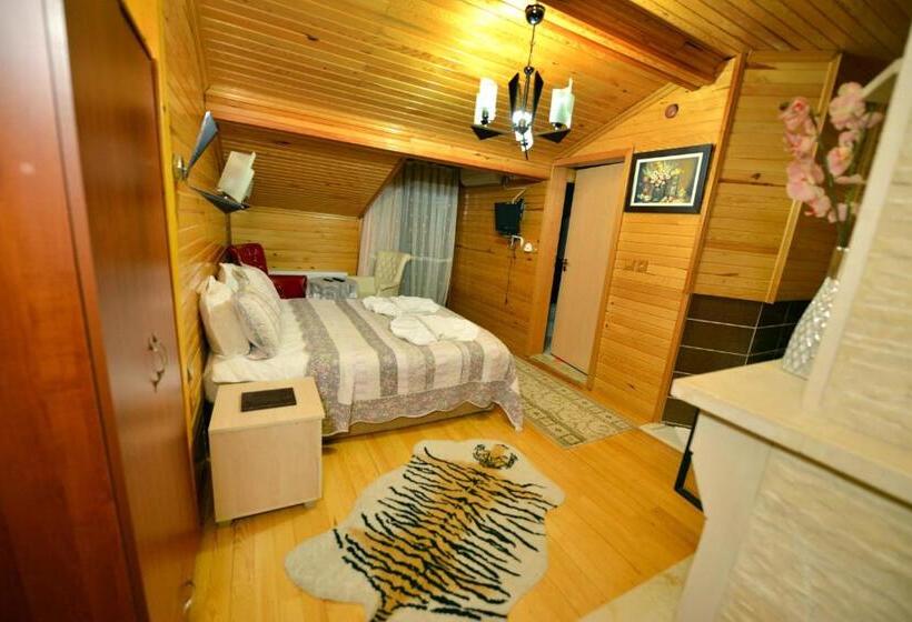 豪华房间带漩涡浴缸, Assortie La Villa