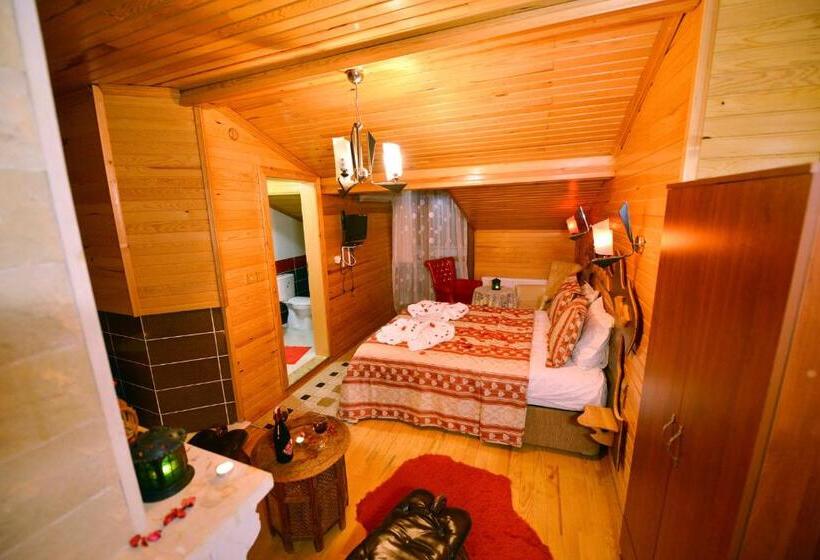 豪华房间带漩涡浴缸, Assortie La Villa