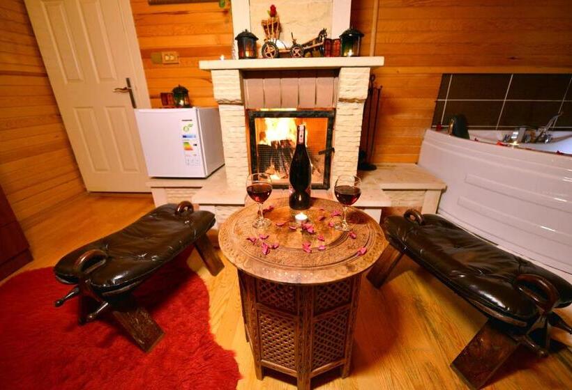 豪华房间带漩涡浴缸, Assortie La Villa