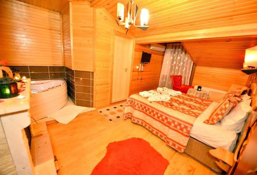 豪华房间带漩涡浴缸, Assortie La Villa