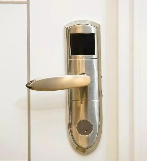 Habitación Estándar Individual, Ceylan