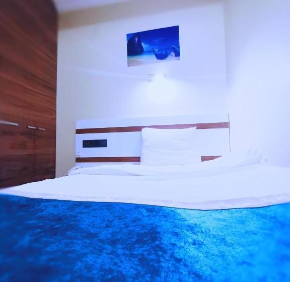 اتاق استاندارد یک نفره, Ceylan