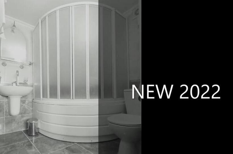 اتاق خانوادگی, Ceylan