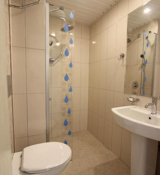 스탠다드 트리플 룸, Gallion