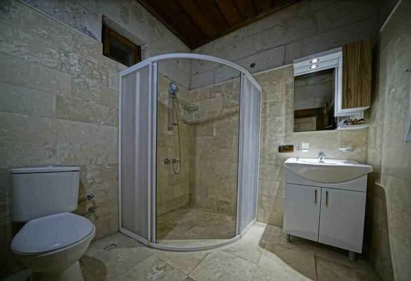 Family Room, Gerdis Evi