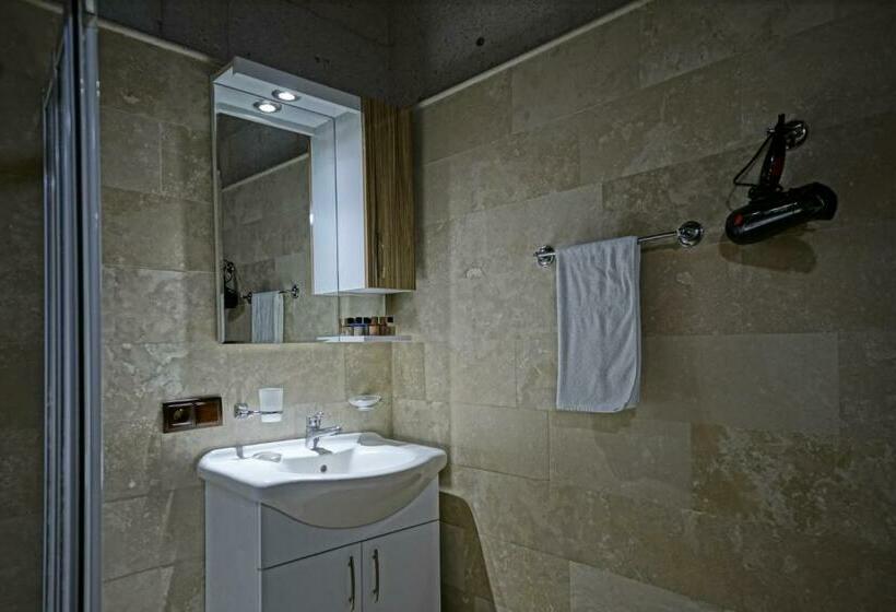 Family Room, Gerdis Evi