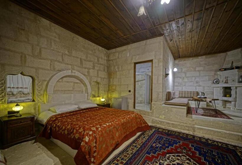 Family Room, Gerdis Evi