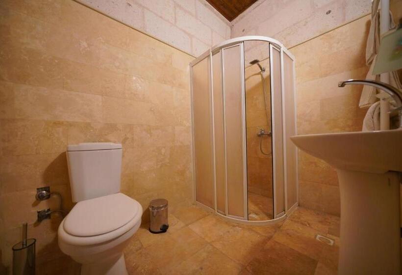 Habitació Estàndard, Gerdis Evi