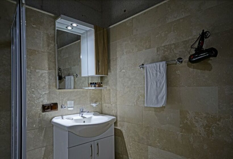 Family Room, Gerdis Evi