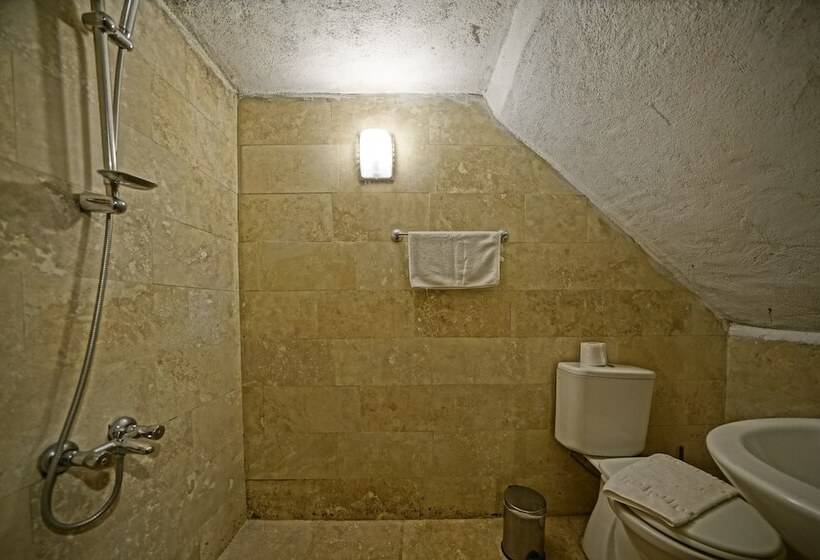 Habitació Estàndard, Gerdis Evi