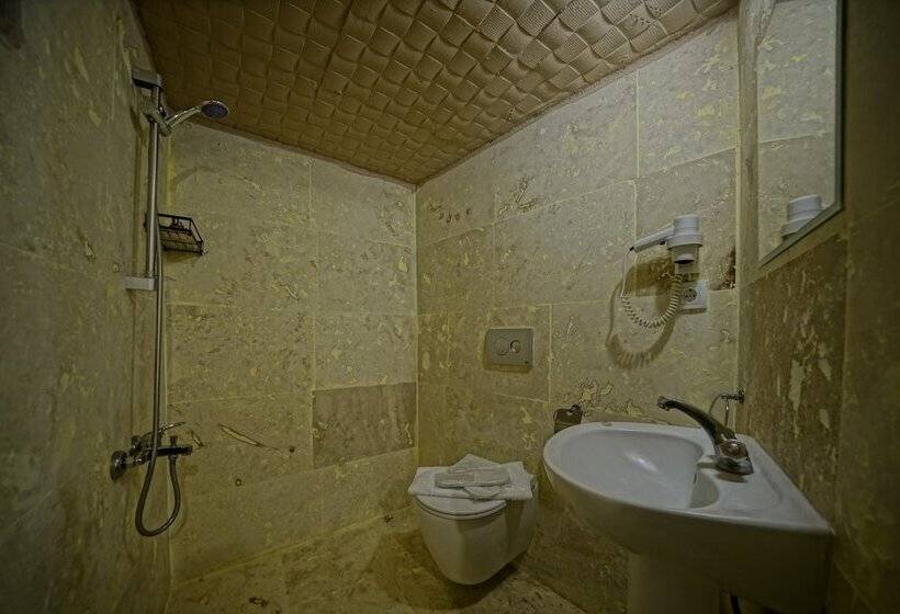 Habitació Deluxe, Gerdis Evi