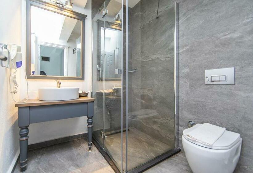 חדר אקונומי, Kefi Beach & Suites