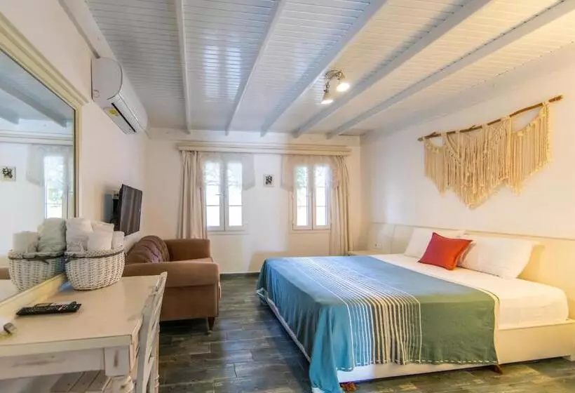 Perhesviitti, Kefi Beach & Suites