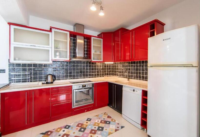 דירת חדר נוף לים, Kefi Beach & Suites