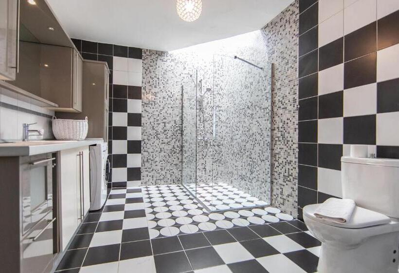 דירת חדר נוף לים, Kefi Beach & Suites