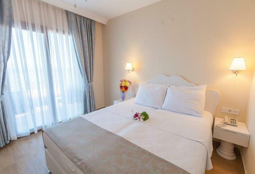 标准间带阳台, Kumluk Otel