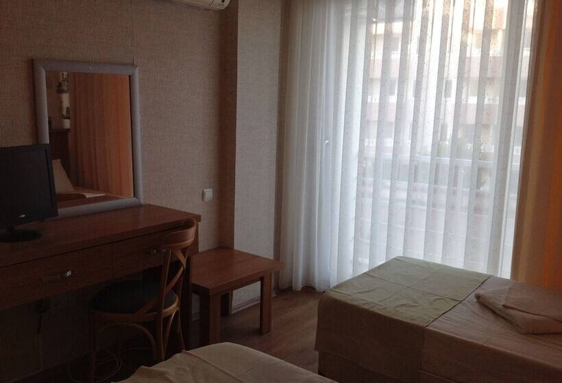 Номер Стандарт Трехместный, Mood Beach