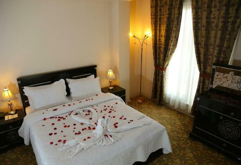 سوییت, My House