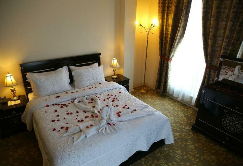 سوییت, My House