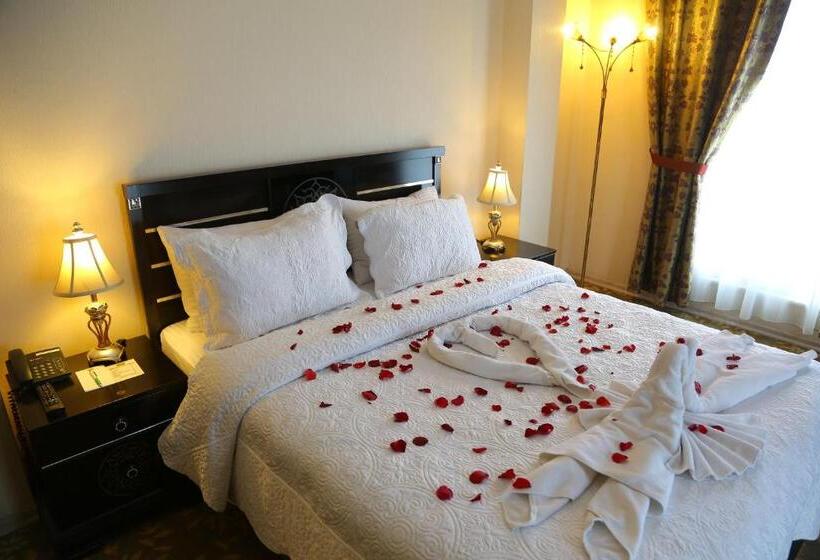 سوییت, My House