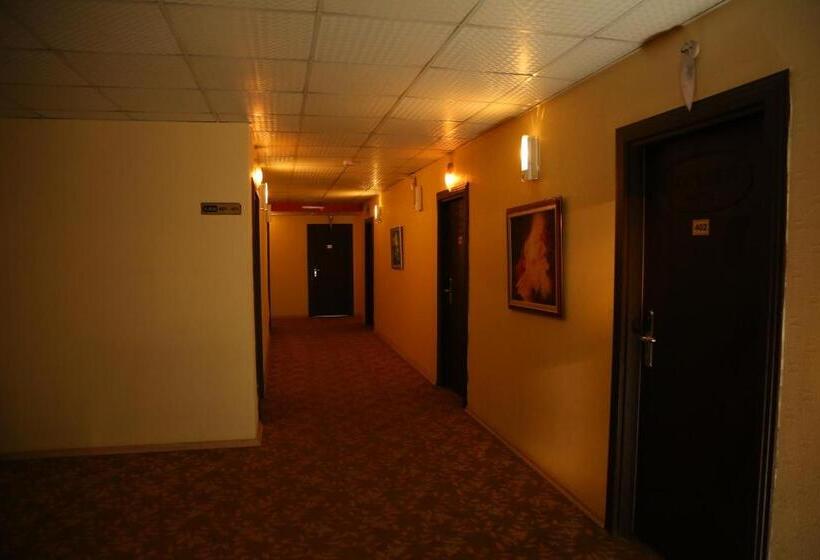 اتاق خانوادگی, My House