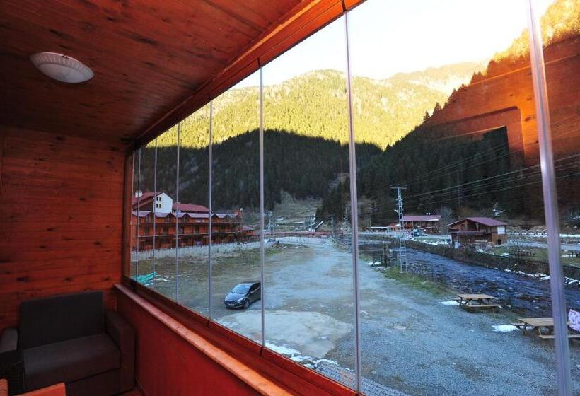 סוויטה עם נוף לנהר, Cam Hotel & Restaurant 2